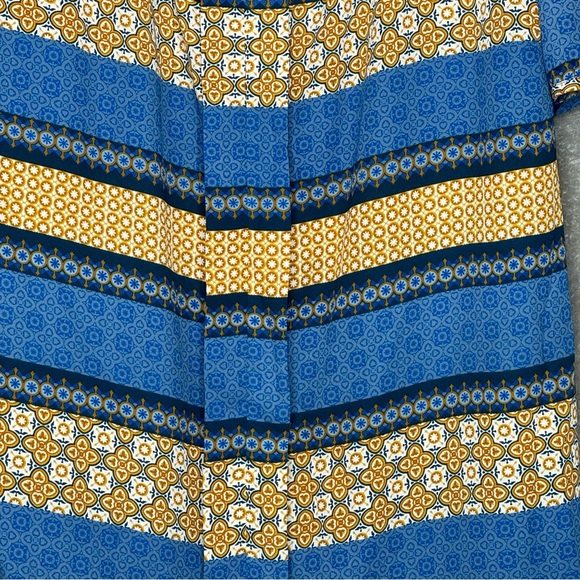 Dressbarn 3X Shirt Top Blue Gold Striped Short Sleeve Scoop Neck Keyhole Sheer - Picture 2 of 8